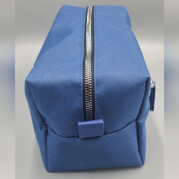 ✈️ Rae Dunn STUFF Toiletry Bag Brand New✅️ - Picture 8 of 10